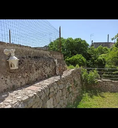 L'antico Ortale 3* קרוביניו