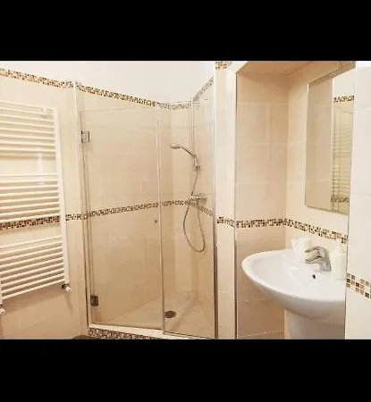 B&B L'antico Ortale 카로비그노