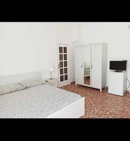 Oda ve Kahvaltı L'antico Ortale 4*